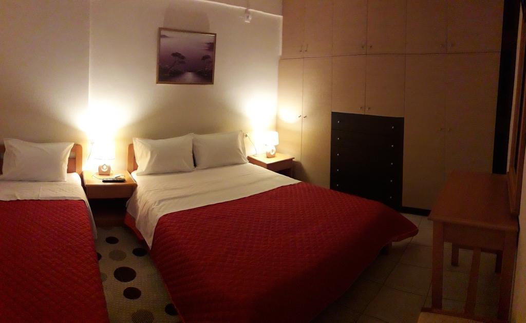 Dreamy Airport'S Apartment Candia Esterno foto