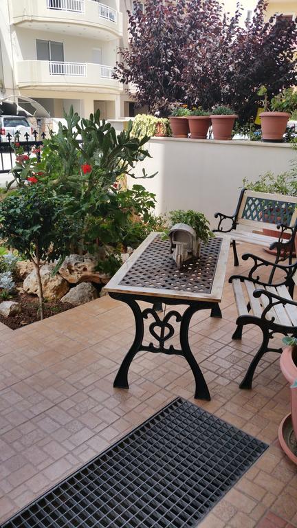 Dreamy Airport'S Apartment Candia Esterno foto